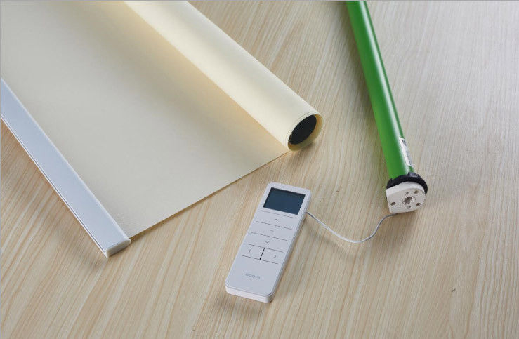 CE Çocuk Güvenliği Akülü Perde Jaluzi Motorlu Zebra Yatay Stor Perde