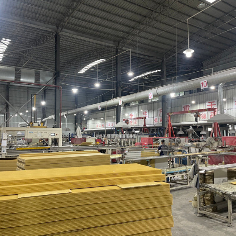 Bambu Kömür Ahşap Finer Tahta Ayna Süzgeç Yangına Karşı Pvc Duvar Paneli Daire Ofisi İçin