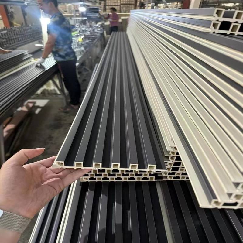 Modern Ahşap Plastik Kompozit WPC Duvar Paneli Banyo İç Çeviri PVC Alternatif