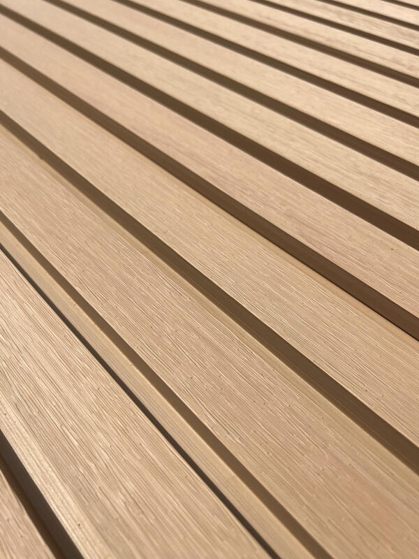 Modern WPC Fasad Paneli Dış Süzgeç Dış Duvar Paneli Wpc Duvar Kaplamaları Otel için