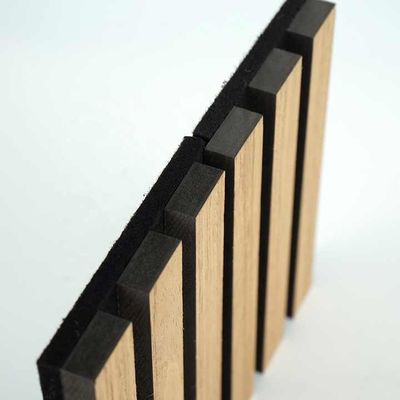 Yangın geçirmez panel Wpc iç mekan dayanıklı doğal meşe akustik kayalık su geçirmez