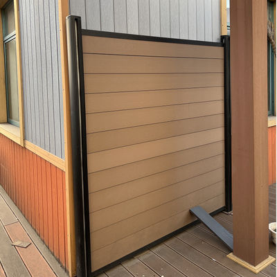 Dışarıdaki Özel Ev WPC Dışarıdaki Çit Bahçe Kompozit Çit Panelleri