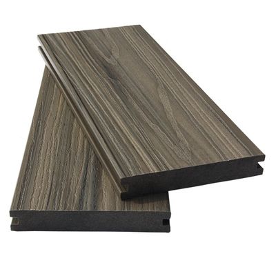 Açık Bahçe Veranda Yüzme Havuzu Ahşap Kompozit Zemin Kaplaması