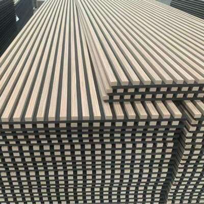 Sıcak satılan Akustik Paneller Ahşap Çubuklu Fluted Duvar Paneli Ev Dekorasyonu İç mekan ses geçirmez Duvar Panelleri